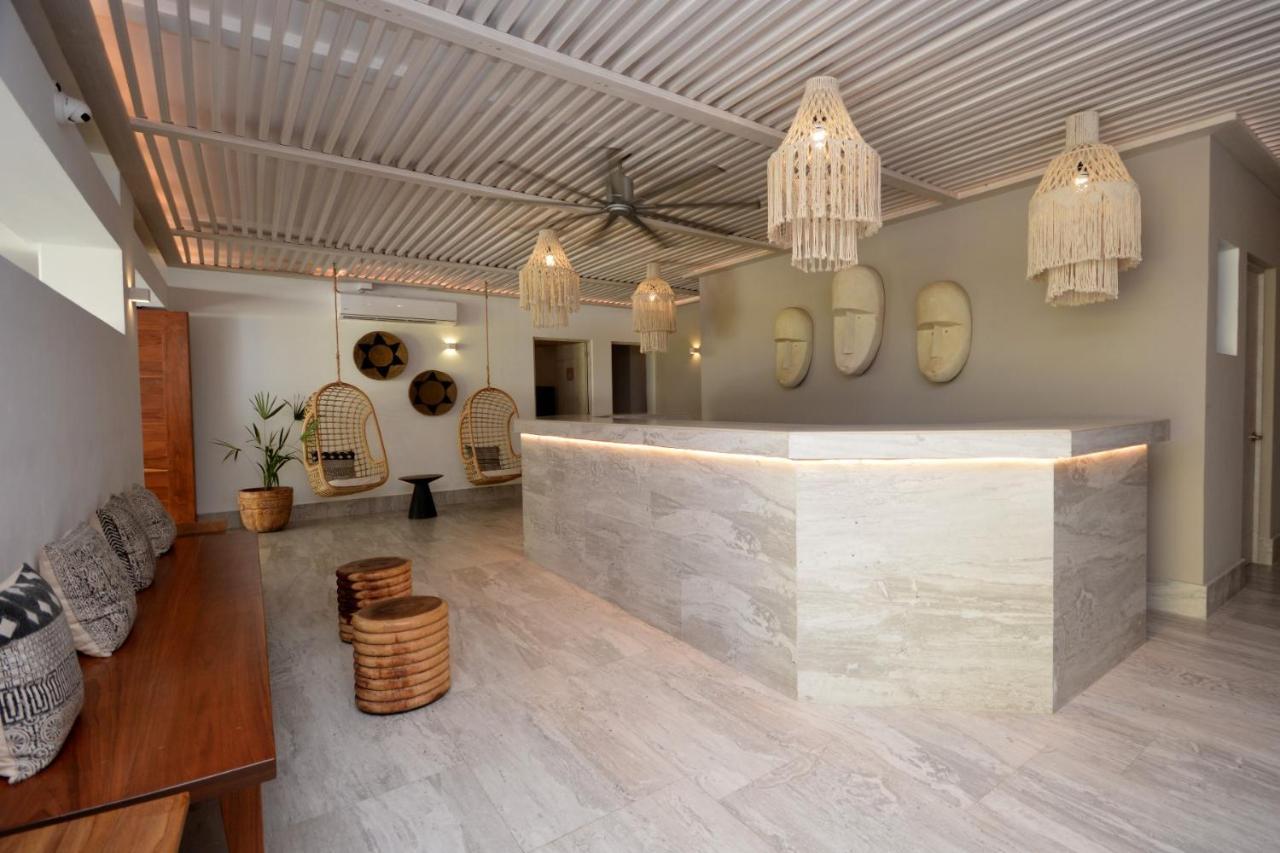 Mayan Monk Suites Плая-дель-Кармен Экстерьер фото
