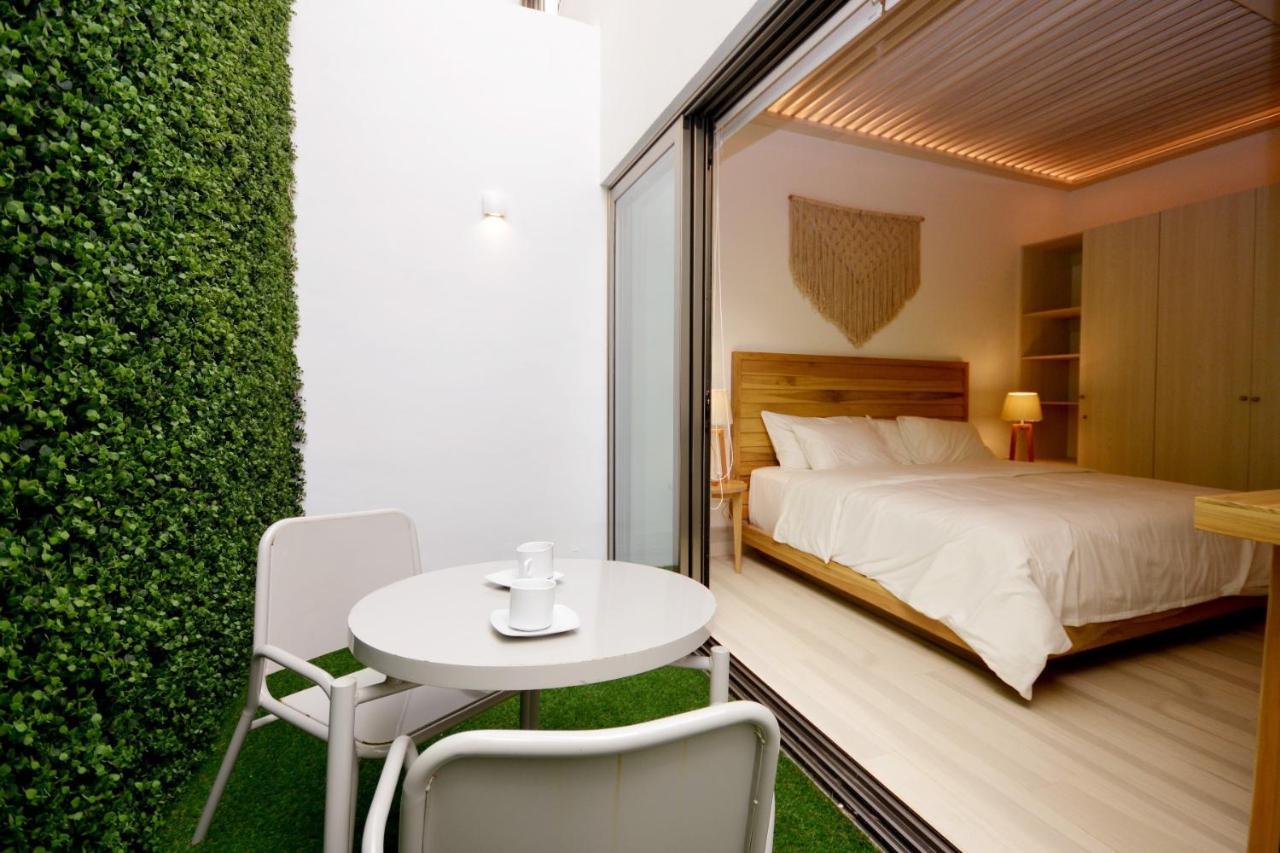 Mayan Monk Suites Плая-дель-Кармен Экстерьер фото