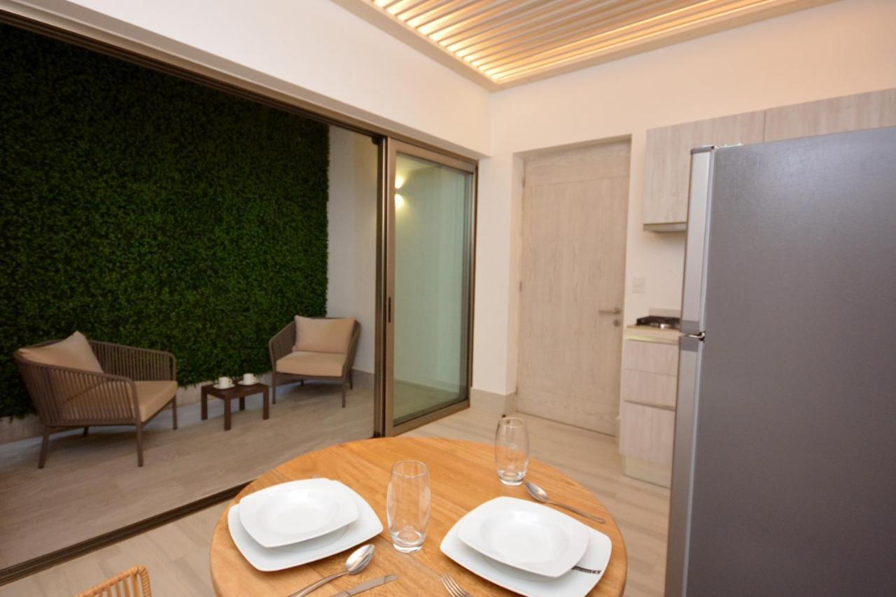 Mayan Monk Suites Плая-дель-Кармен Экстерьер фото