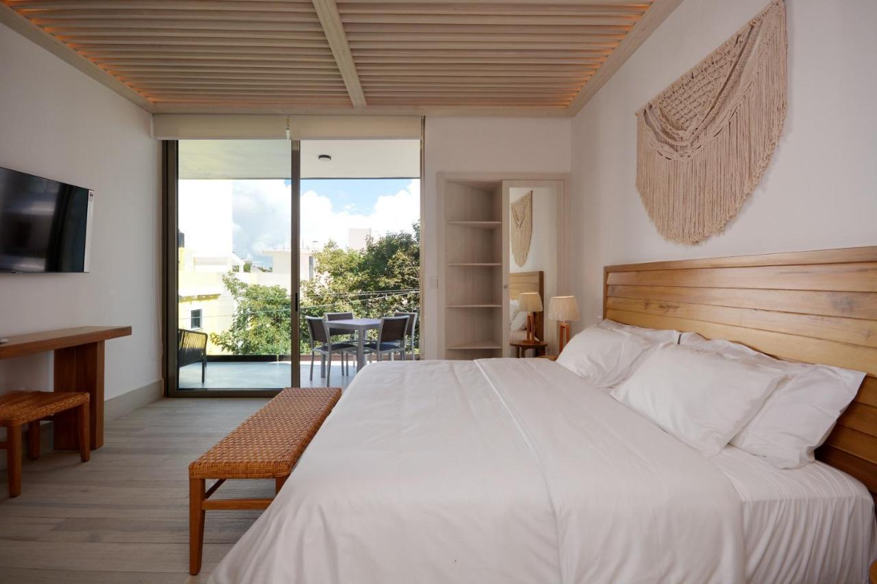 Mayan Monk Suites Плая-дель-Кармен Экстерьер фото