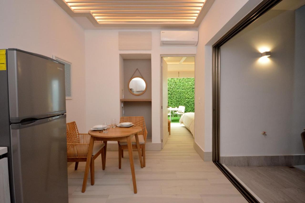 Mayan Monk Suites Плая-дель-Кармен Экстерьер фото